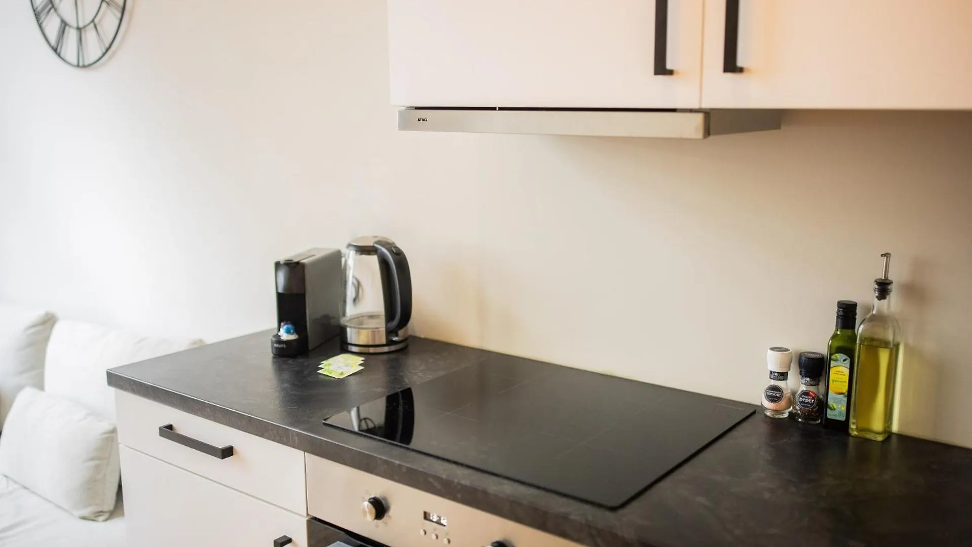Two-Bedroom Apartment Bs-Bsh Rotterdam Netherlands