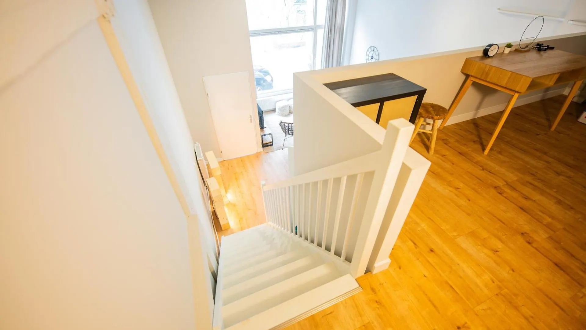 Two-Bedroom Apartment Bs-Bsh Rotterdam 0*,