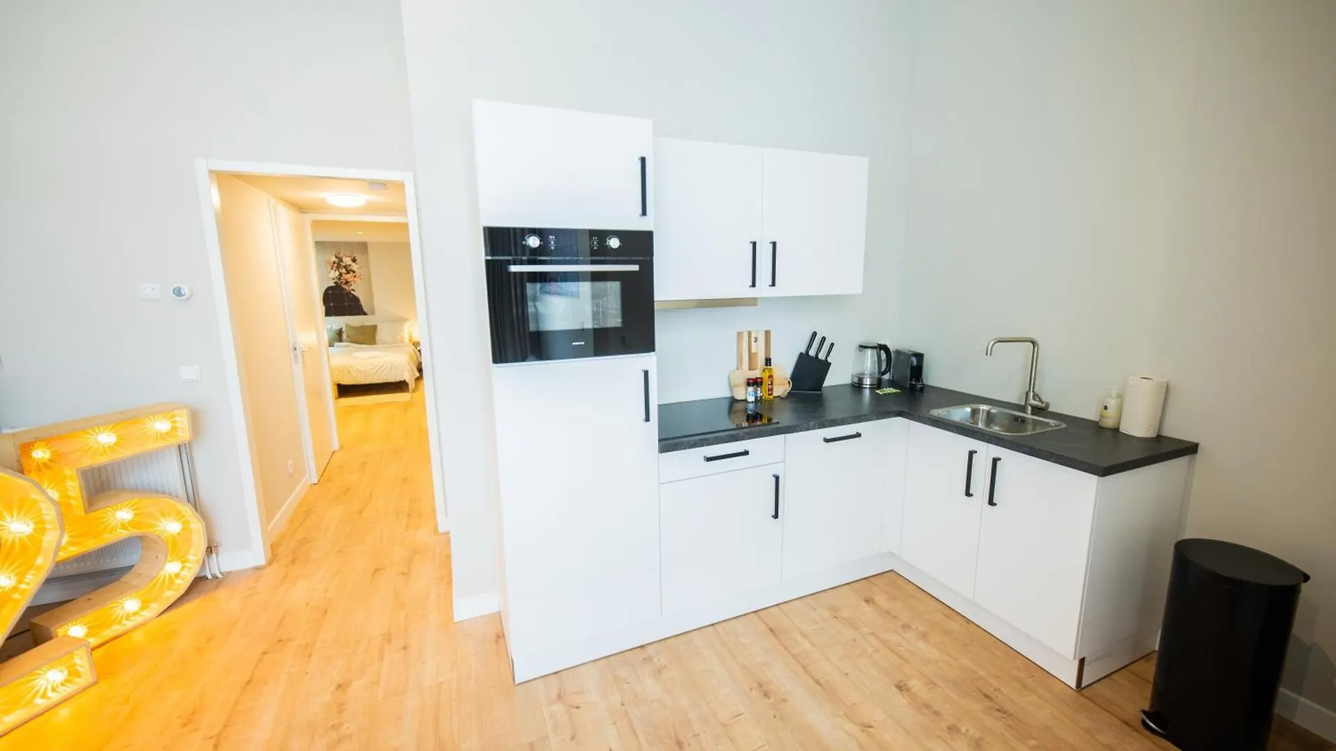 Two-Bedroom Apartment Bs-Bsh Rotterdam Netherlands