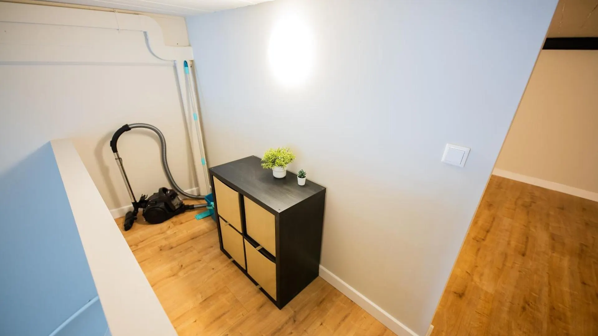 Two-Bedroom Apartment Bs-Bsh Rotterdam