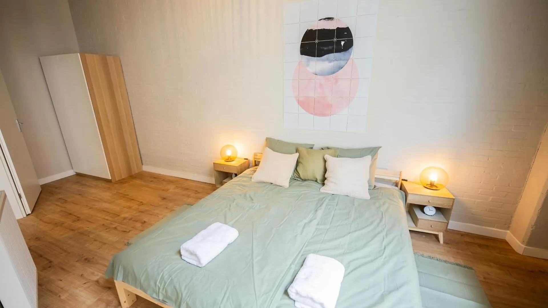 Two-Bedroom Apartment Bs-Bsh Rotterdam