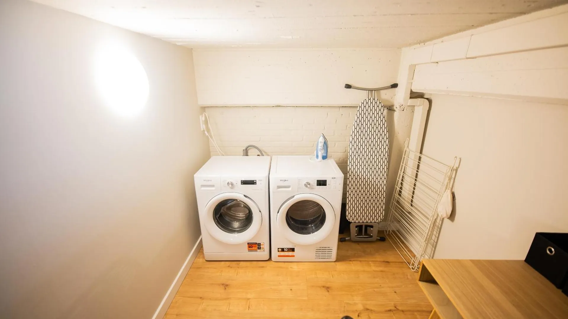 Two-Bedroom Apartment Bs-Bsh Rotterdam Netherlands