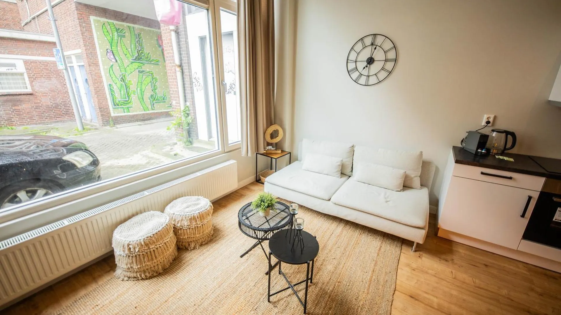 Two-Bedroom Apartment Bs-Bsh Rotterdam 0*,  Netherlands