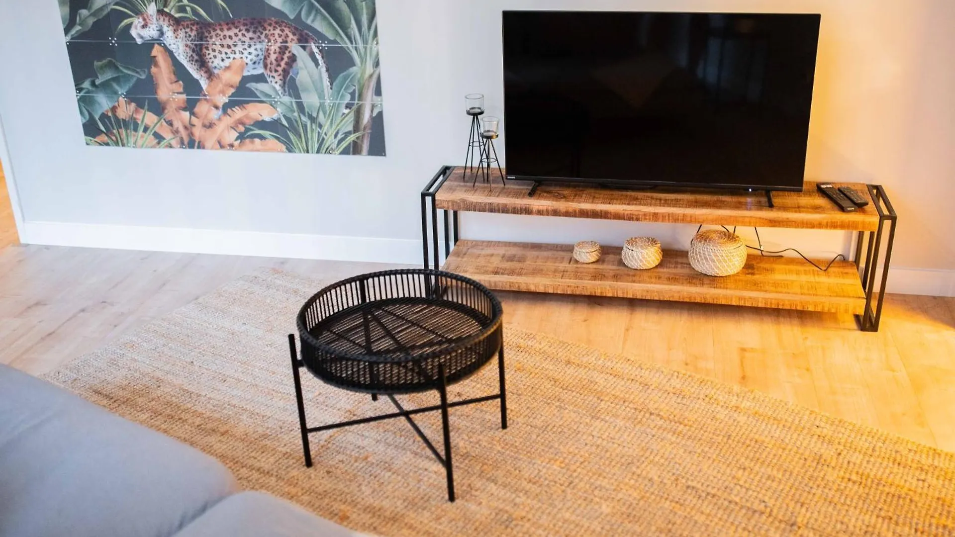 Two-Bedroom Apartment Bs-Bsh Rotterdam 0*,  Netherlands