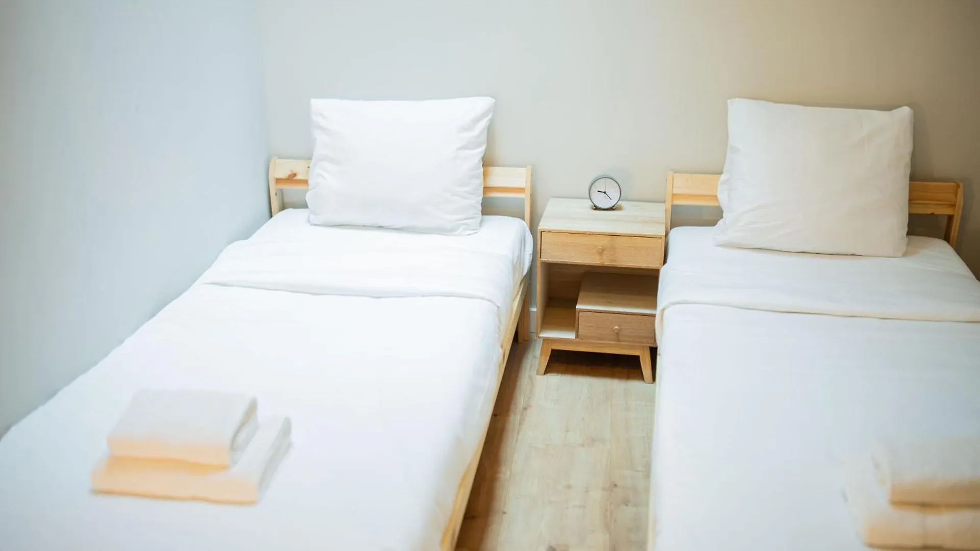 Two-Bedroom Apartment Bs-Bsh Rotterdam