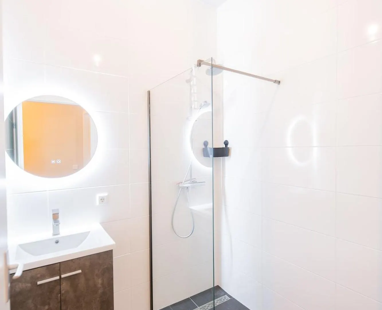 Two-Bedroom Apartment Bs-Bsh Rotterdam Netherlands