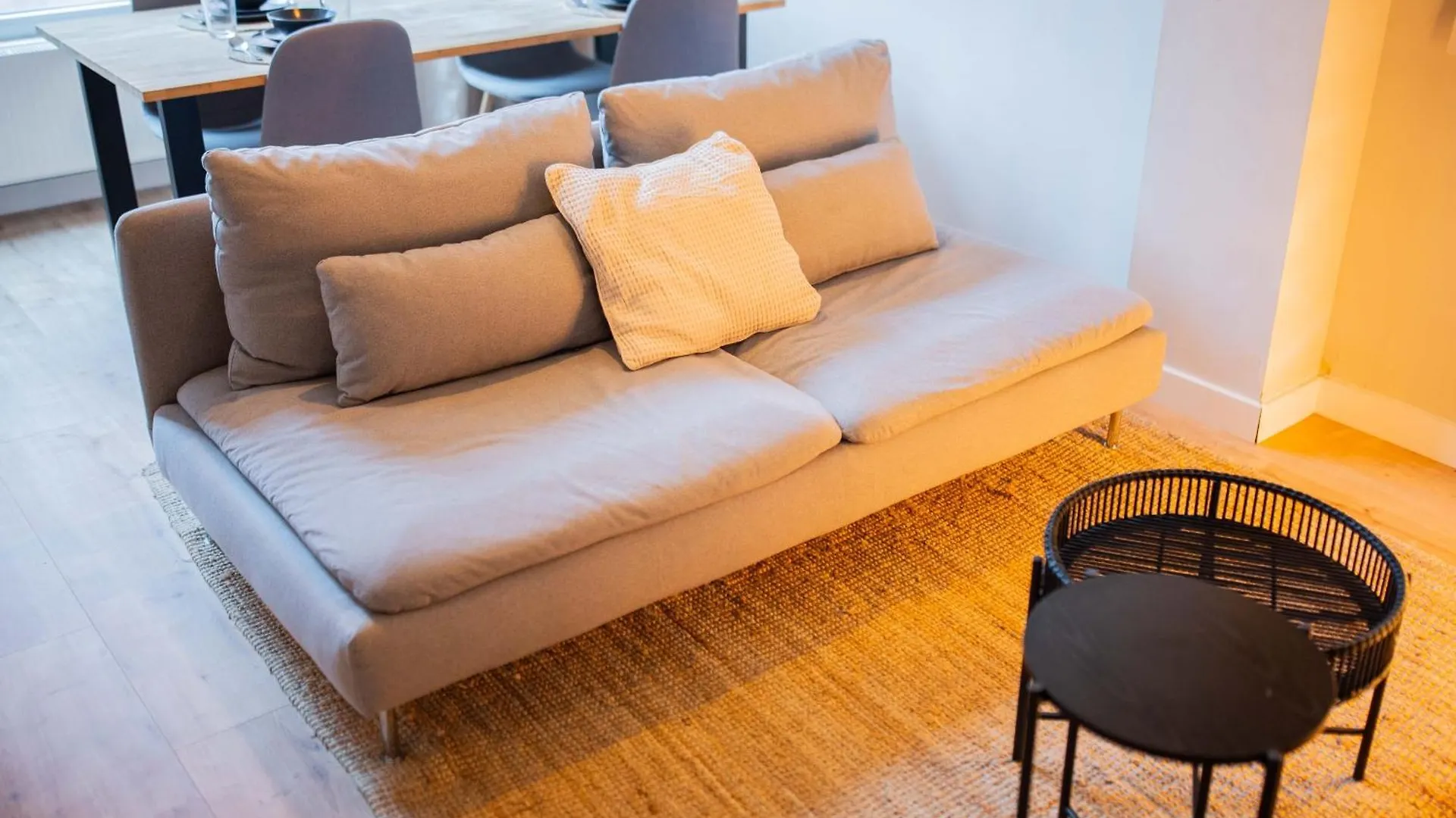 Two-Bedroom Apartment Bs-Bsh Rotterdam 0*,